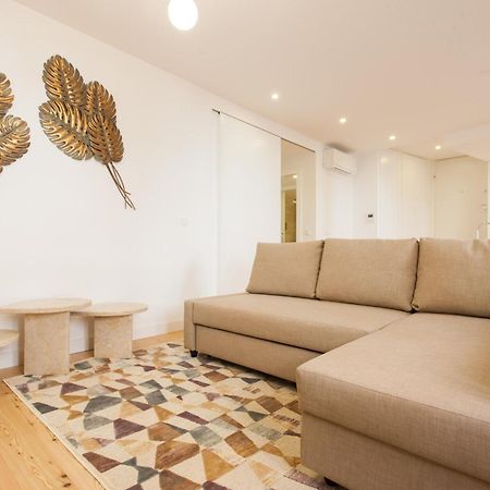Mouraria Blue Three-Bedroom Apartment W/ Parking - By Lu Holidays Лісабон Екстер'єр фото
