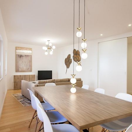 Mouraria Blue Three-Bedroom Apartment W/ Parking - By Lu Holidays Лісабон Екстер'єр фото