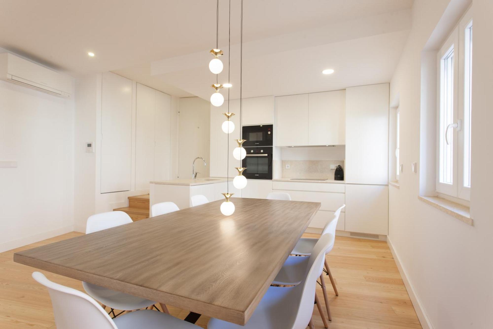 Mouraria Blue Three-Bedroom Apartment W/ Parking - By Lu Holidays Лісабон Екстер'єр фото