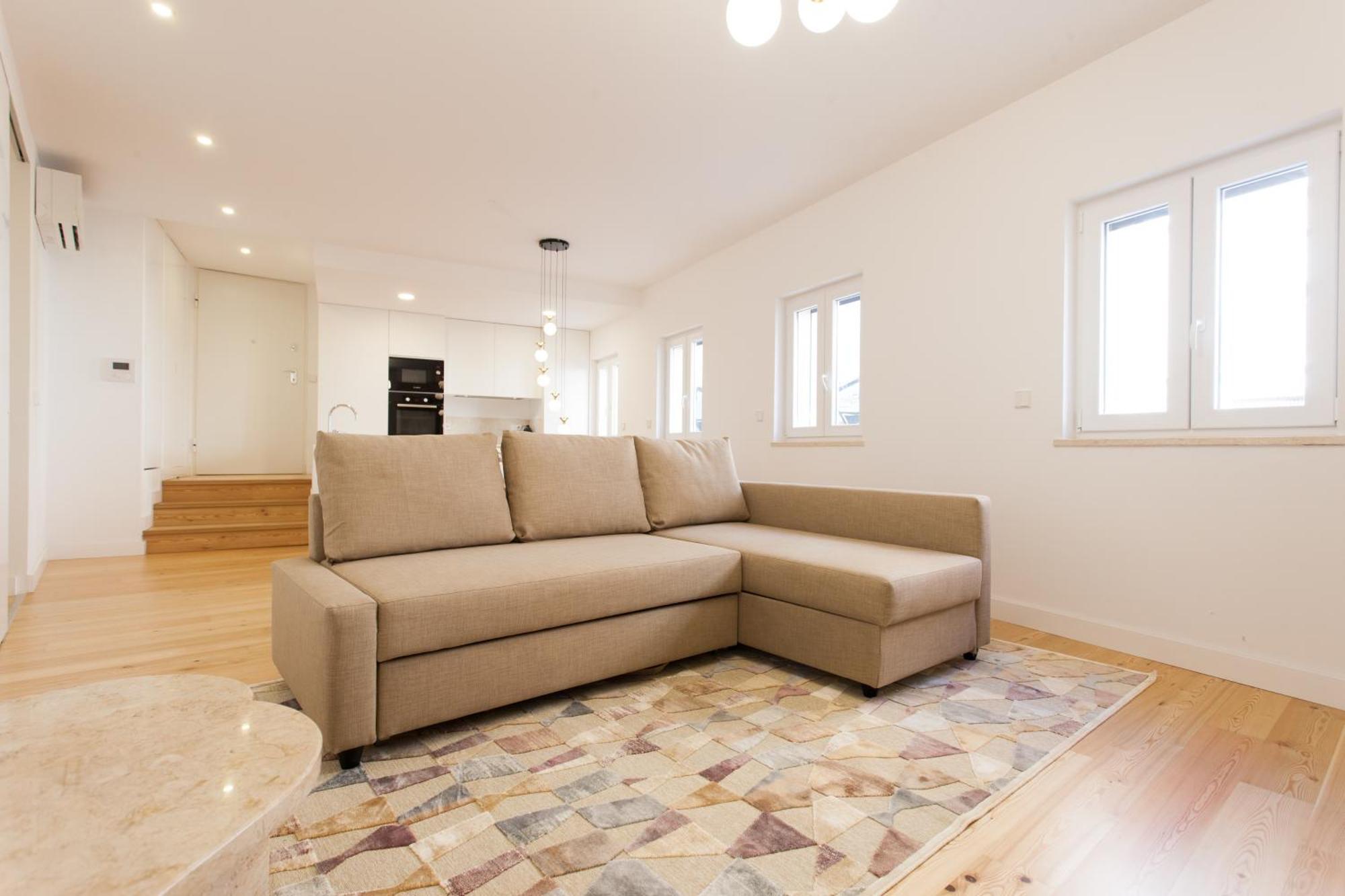 Mouraria Blue Three-Bedroom Apartment W/ Parking - By Lu Holidays Лісабон Екстер'єр фото